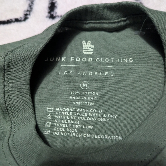 SNOOPY Joe Cool tshirt - Picture 4 of 4